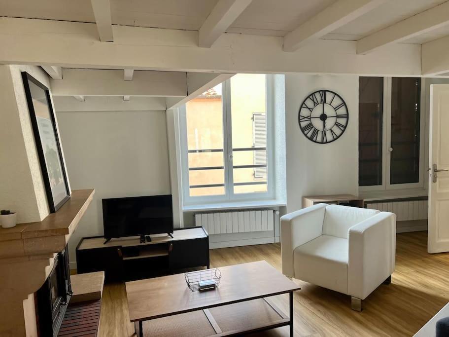 Charmant Appartement Plein Centre Avec Parking Augustins B Clermont-Ferrand Exterior photo